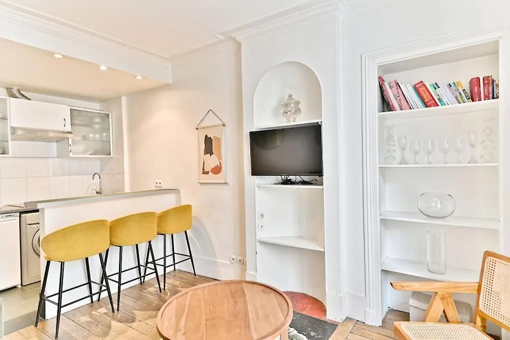 Appartement Chic #Eiffeltower #Champdemars -V Paris Daire