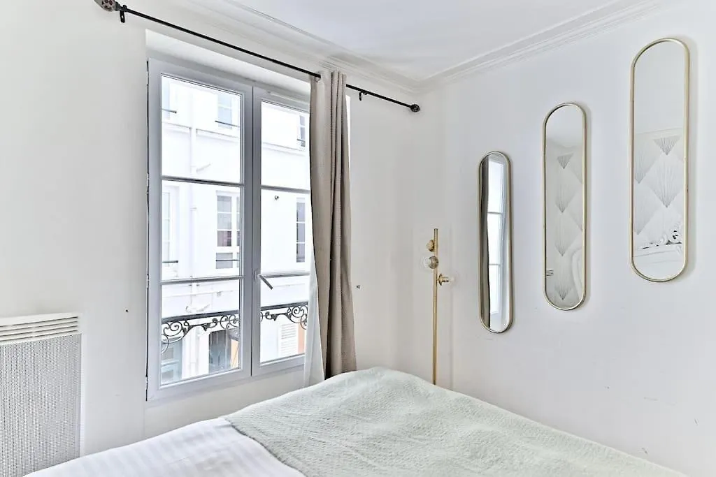 Daire Appartement Chic #Eiffeltower #Champdemars -V Paris