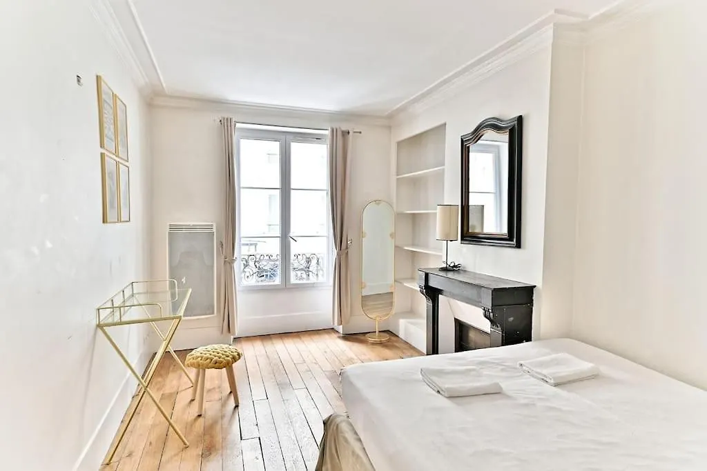 Appartement Chic #Eiffeltower #Champdemars -V Paris