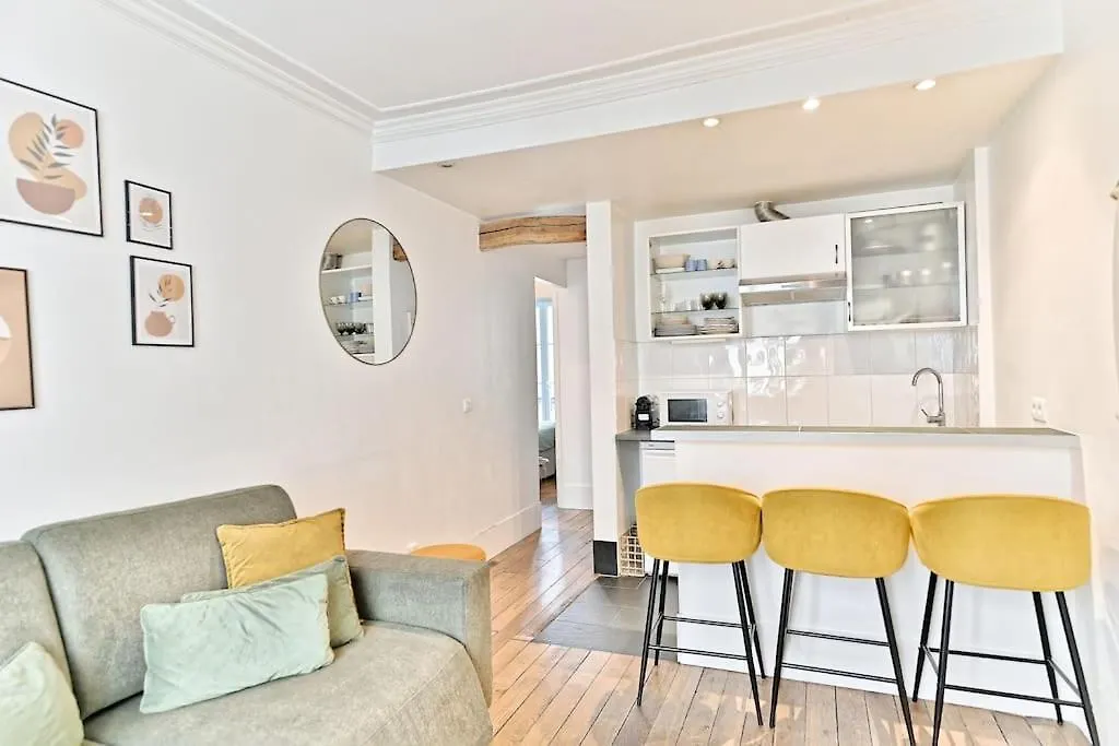 Apartment Appartement Chic #Eiffeltower #Champdemars -V Paris France