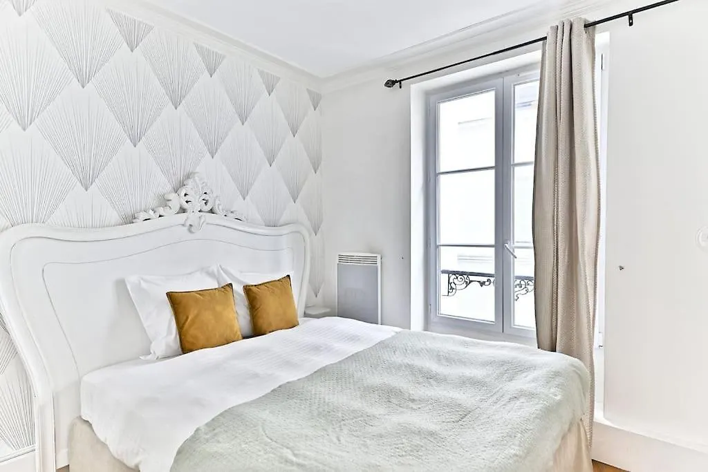 Apartment Appartement Chic #Eiffeltower #Champdemars -V Paris